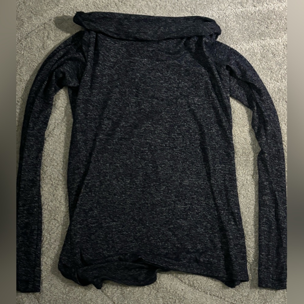 Black Athleta Turtle neck lightweight